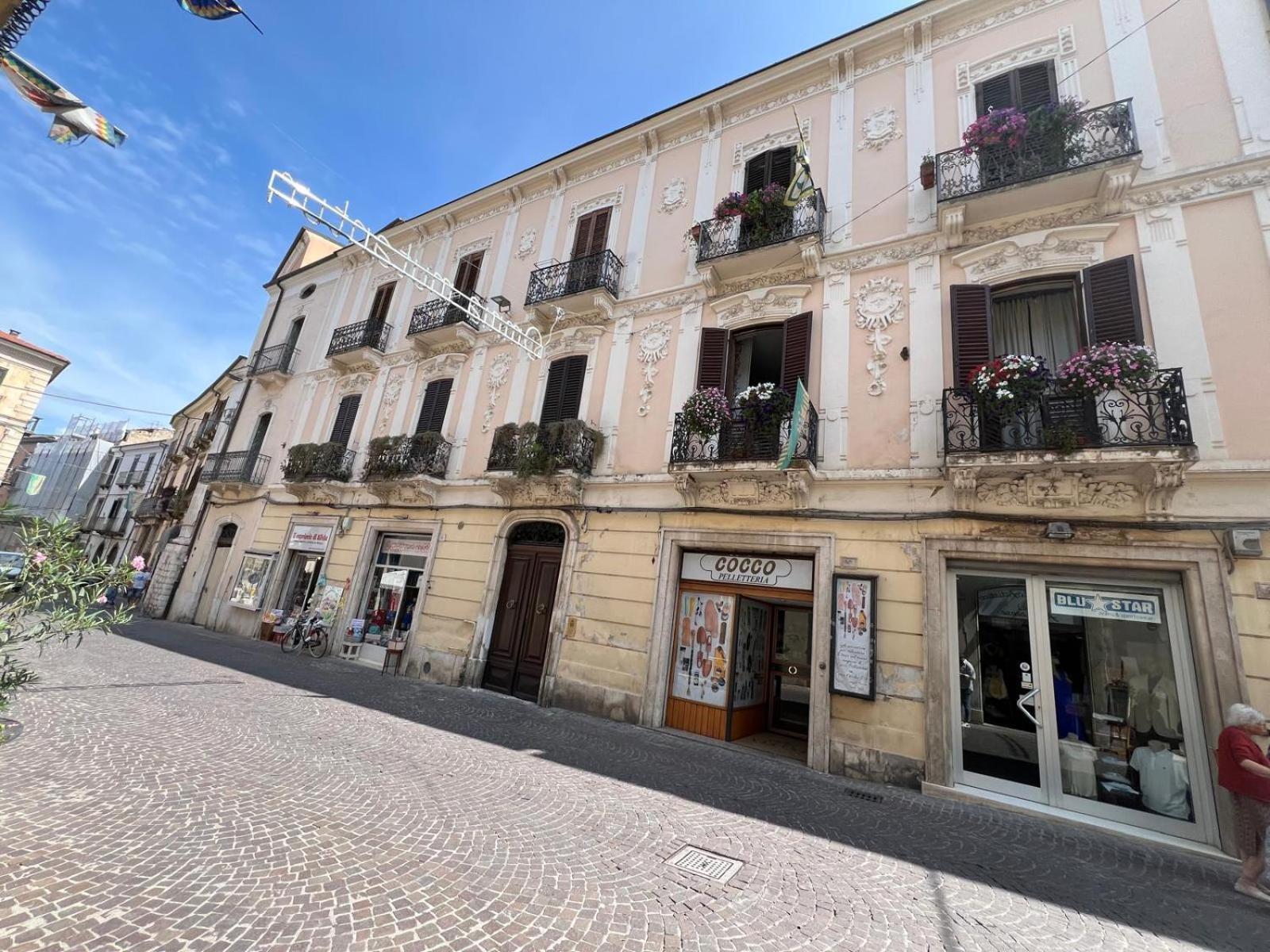 Appartamento Eleonora Sulmona Exterior foto