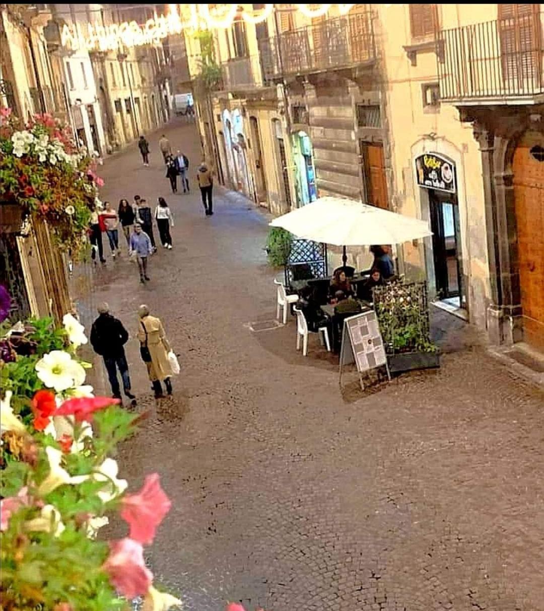 Appartamento Eleonora Sulmona Exterior foto